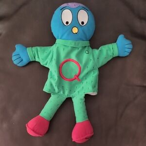 Vintage Letter People Puppet Letter Q